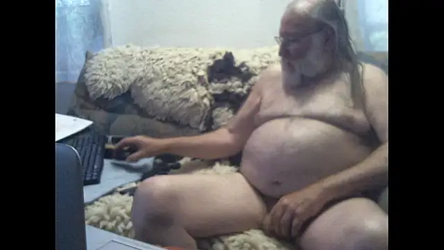 SexySantaC online show from 06.04.26