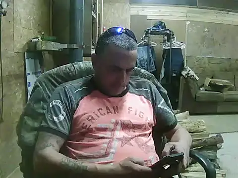 Snapshot of hardcok4u2abuse40 chatting on 03.02.25 hardcok4u2abuse40 online show from 03.02.25