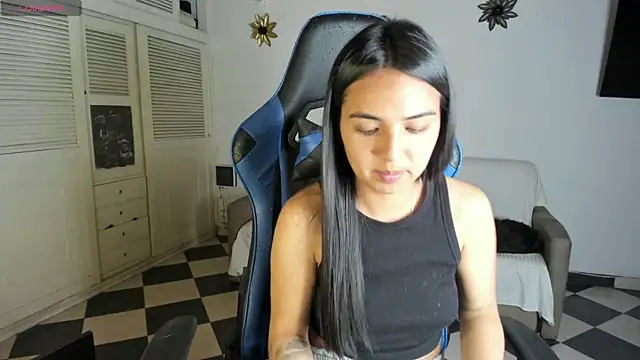 Miss Nicole online show from 12.29.24