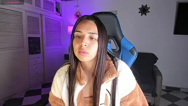 Miss Nicole online show from 01.20.25