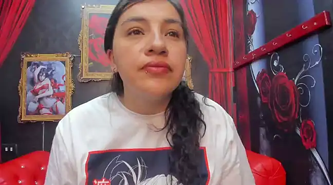 AmaiaDavies online show from 12.02.24