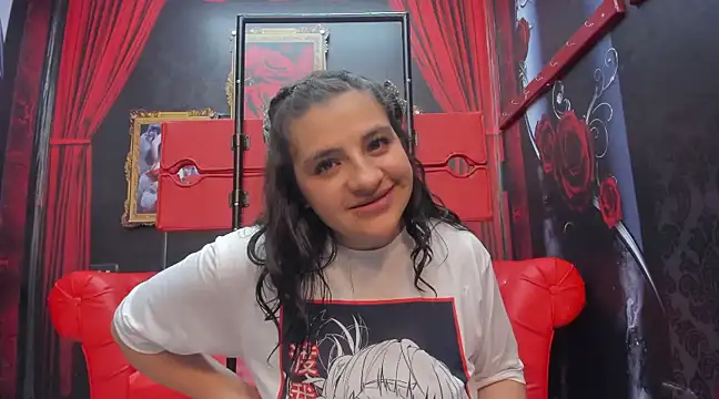 AmaiaDavies online show from 12.13.24