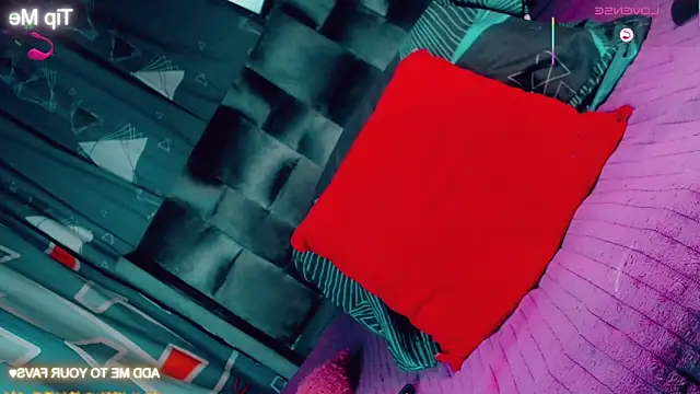 CharlotteBigCock online show from 02.06.26