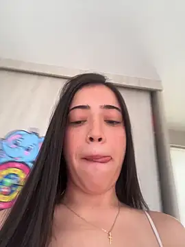 Snapshot of Reggie-Liam chatting on 12.04.25 Reggie-Liam online show from 12.04.25