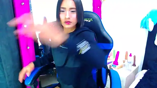 Jenng18 online show from 04.11.26