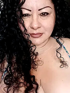 hazel milf online show from 03.03.25