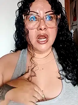 hazel milf online show from 03.12.25