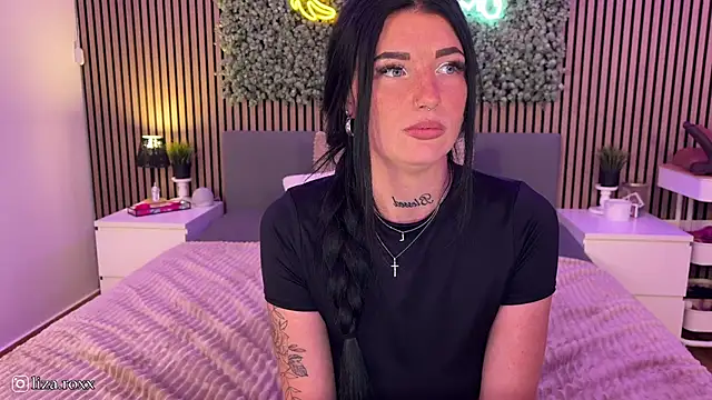 LizaRoxx online show from 10.06.25