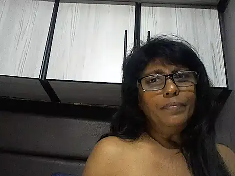 MsAttitude online show from 11.22.25