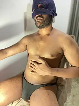 Snapshot of Lahirumadu2 chatting on 02.27.26 Lahirumadu2 online show from 02.27.26