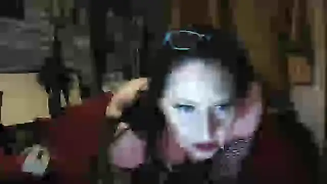 Snapshot of dominatrixredsonyja chatting on 11.15.25 dominatrixredsonyja online show from 11.15.25