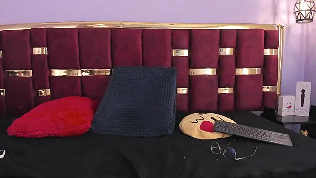 Snapshot of ttata_3 chatting on 01.31.25 ttata 3 online show from 01.31.25