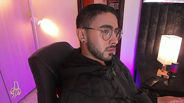 ItsMeEros online show from 11.16.25