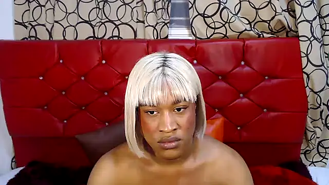 Snapshot of dirtydolltsx chatting on 11.03.25 dirtydolltsx online show from 11.03.25