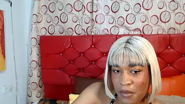 Snapshot of dirtydolltsx chatting on 11.22.25 dirtydolltsx online show from 11.22.25