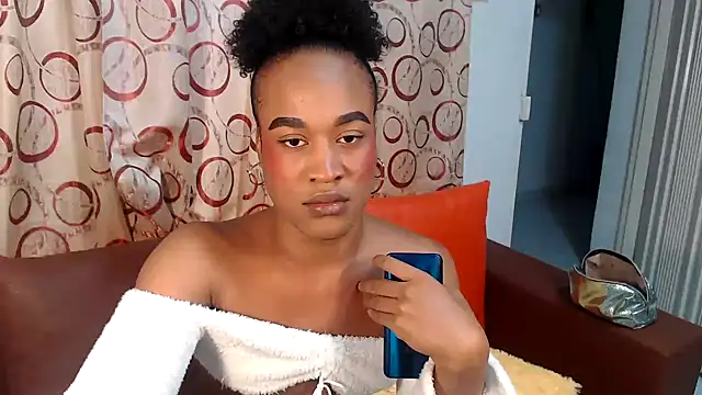 Snapshot of dirtydolltsx chatting on 12.03.25 dirtydolltsx online show from 12.03.25