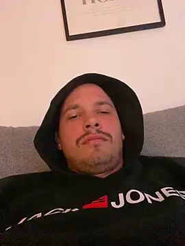 Jonkitzler1 online show from 03.10.25