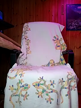 dolcehelena993 online show from 01.05.25