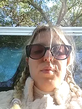 dolcehelena993 online show from 11.23.25