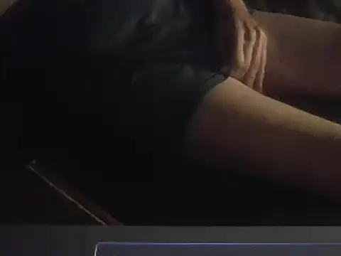 Snapshot of SpunFunT chatting on 10.24.25 SpunFunT online show from 10.24.25