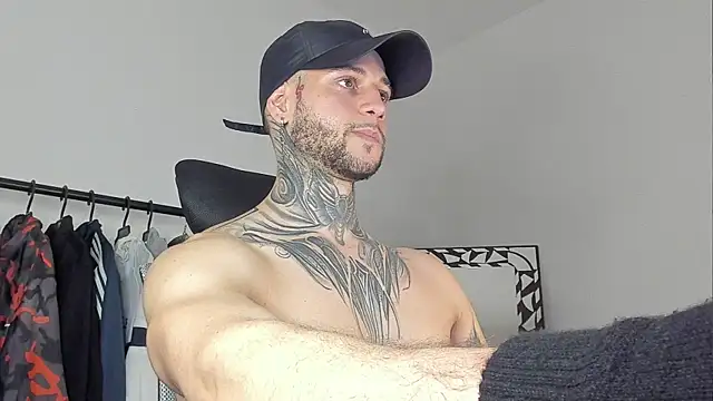  jamesleandros1 online show from 11.04.25