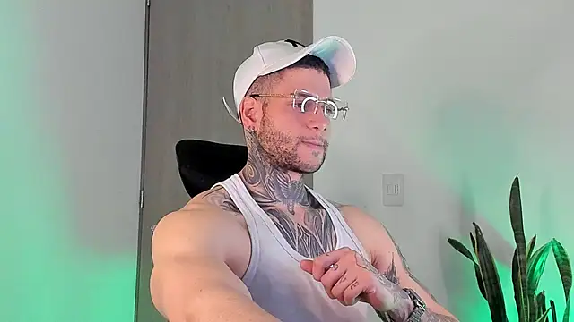  jamesleandros1 online show from 02.02.26