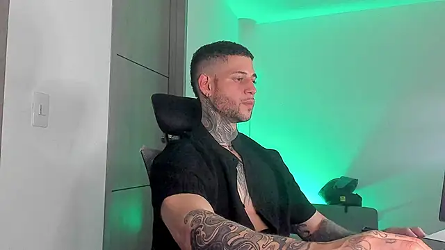  jamesleandros1 online show from 05.31.26