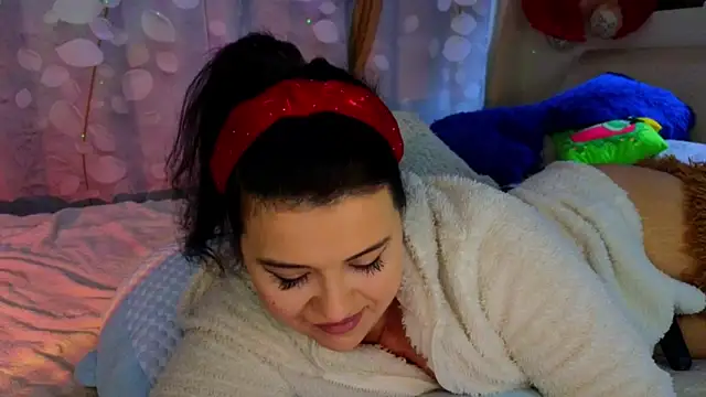 Malika uAngel online show from 02.10.25