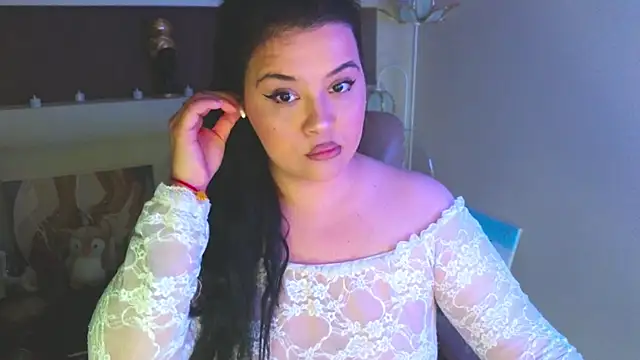 Snapshot of Malika_uAngel chatting on 05.29.26 Malika uAngel online show from 05.29.26
