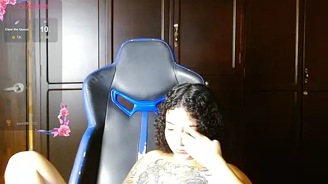 Snapshot of jaydensalvatore_ chatting on 11.07.25 jaydensalvatore online show from 11.07.25