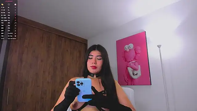 Snapshot of Kim_crosspp chatting on 02.25.25 Kim crosspp online show from 02.25.25