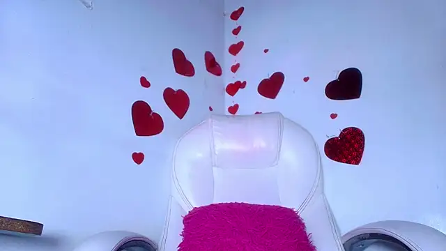 naomi kyse online show from 02.08.25