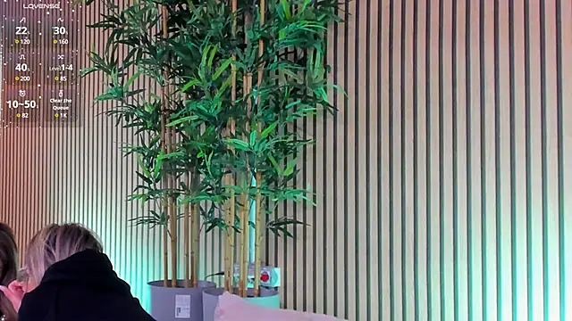 Snapshot of Avril_Cyrus chatting on 03.18.25 Avril Cyrus online show from 03.18.25