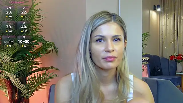 Snapshot of Avril_Cyrus chatting on 10.16.25 Avril Cyrus online show from 10.16.25