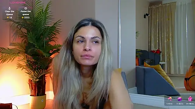 Avril Cyrus online show from 02.05.26