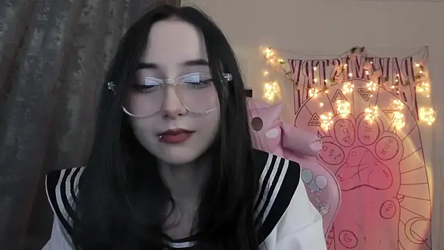 Snapshot of Holy420lolii chatting on 03.13.25 Holy420lolii online show from 03.13.25
