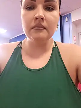 GeorgiaLerox online show from 10.20.25