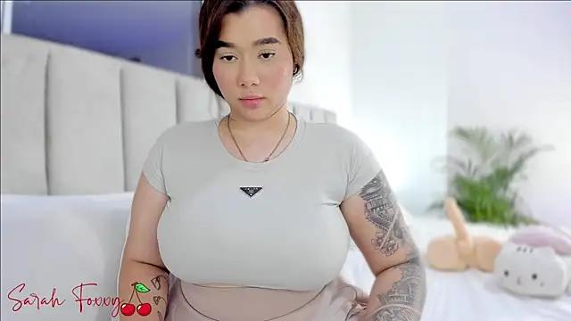 Snapshot of Foxxy222_ chatting on 02.19.25 Foxxy222 online show from 02.19.25