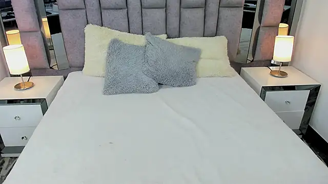 EMMAHILL1 online show from 02.07.25