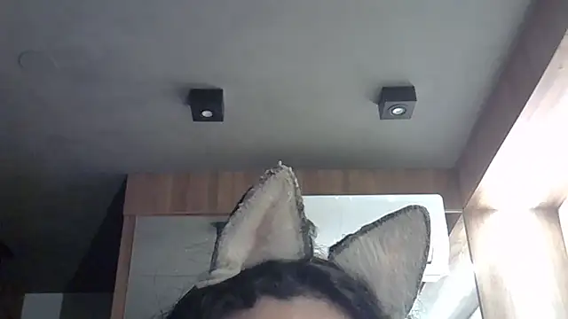 Skinny-Kitten online show from 10.10.25