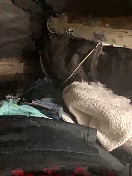 Snapshot of prekumstud chatting on 11.18.25 prekumstud online show from 11.18.25