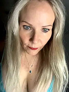 Sexual Lovable Doll online show from 10.20.25