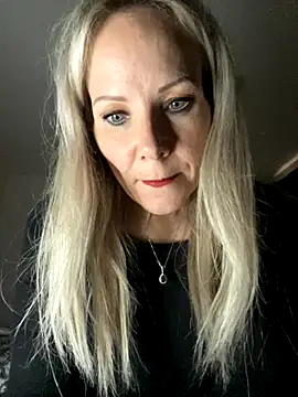 Sexual Lovable Doll online show from 10.27.25