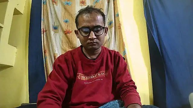 Snapshot of Cute_boy2000 chatting on 02.09.25 Cute boy2000 online show from 02.09.25