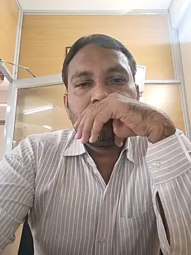 adicma123 online show from 09.10.25