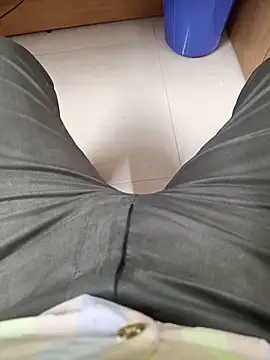 adicma123 online show from 10.22.25