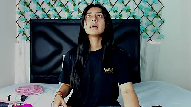 EmmaWilliamss online show from 02.03.25