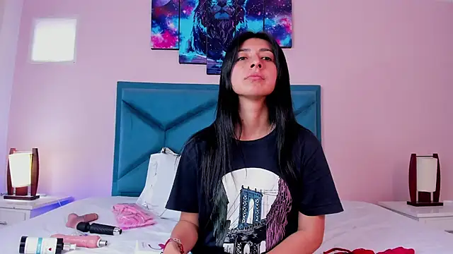 EmmaWilliamss online show from 02.07.25