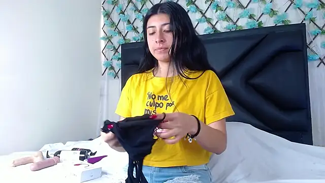 EmmaWilliamss online show from 12.02.25