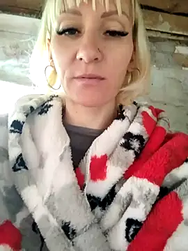 Snapshot of ulika1989 chatting on 10.11.25 ulika1989 online show from 10.11.25